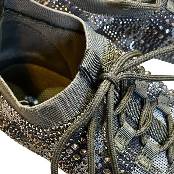 Aqua College Kali Sneakers Women’s Size 8M – Camo Comfort Shoes silver studs - Picture 4 of 14